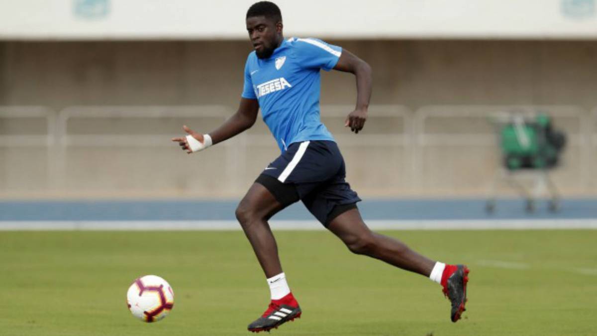 El Málaga teme una dura sanción para Alfred N'Diaye.
