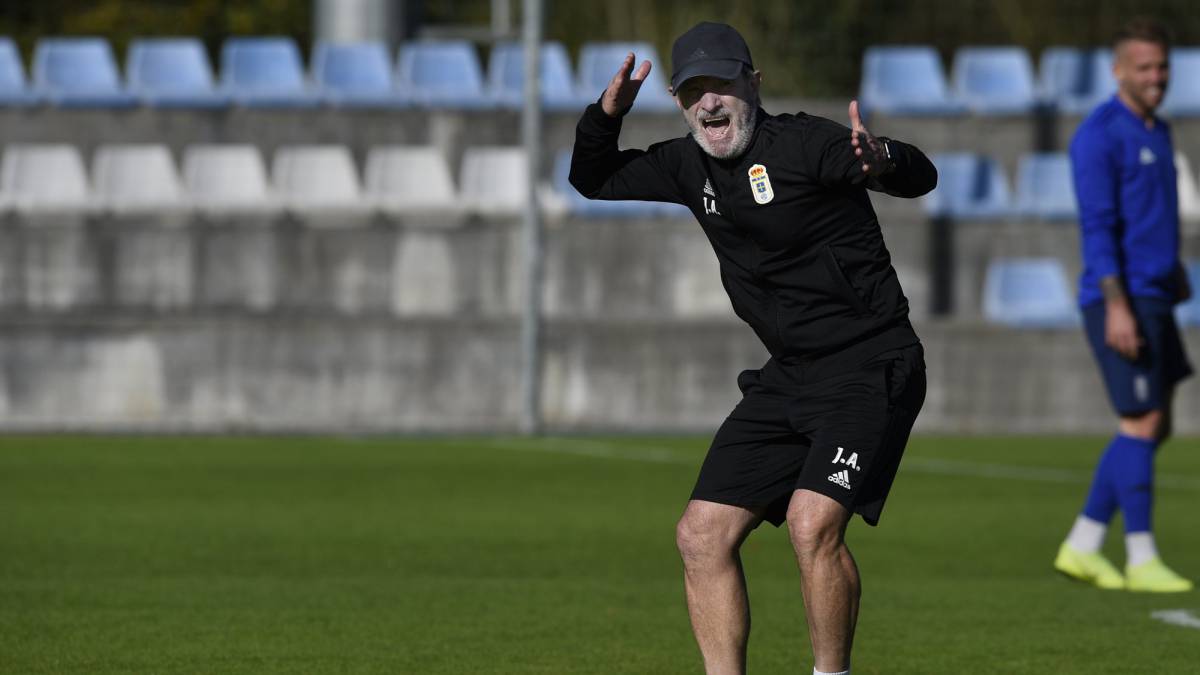 Anquela: "El derbi, la semana que viene; solo pienso en el Depor"
