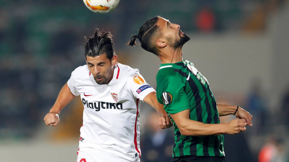 El jugador del Sevilla, Nolito, durante un partido de Europa League.