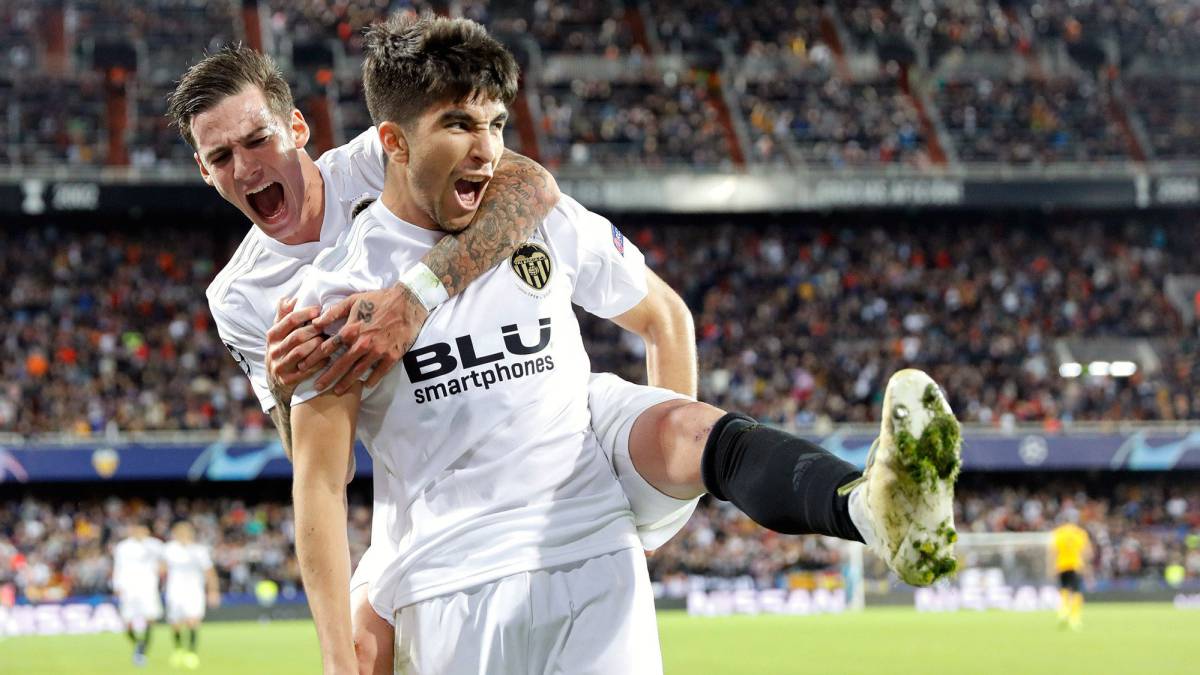Carlos Soler y Santi Mina.