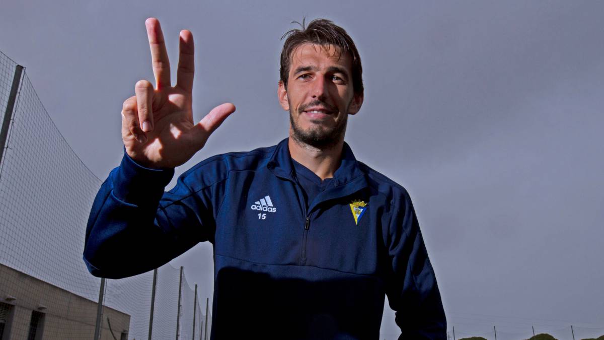 Dejan Lekic