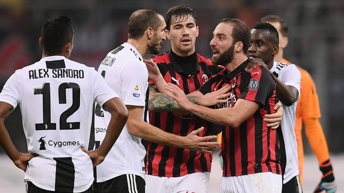Higuaín handed two game ban for red in Juventus game