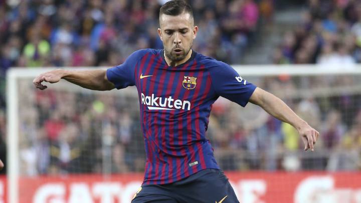 Jordi Alba: Juventus, Inter Milan eyeing Barcelona man - report