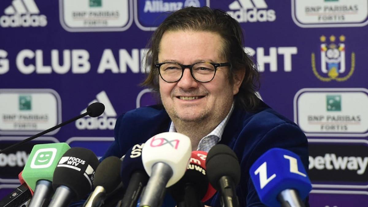 Marc Coucke durante una conferencia de prensa.