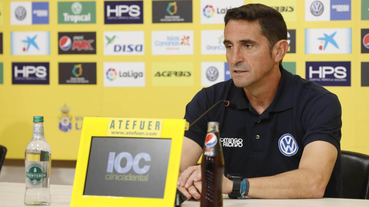 Manolo Jiménez, en rueda de prensa.