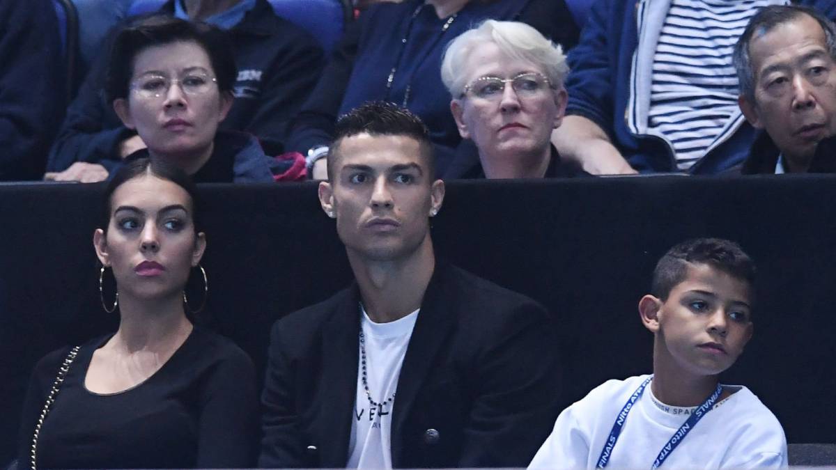 Cristiano mantiene su plan y continúa sin ir con Portugal