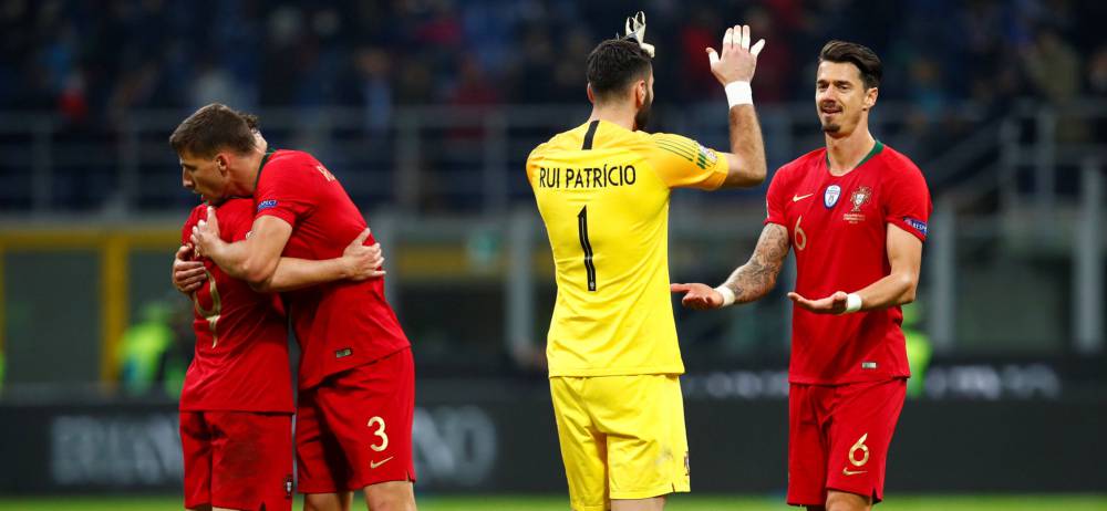 Italia perdona, Portugal se clasifica