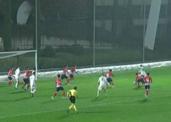 Fran Rivera evitó la estocada
del Atleti en el derbi Juvenil