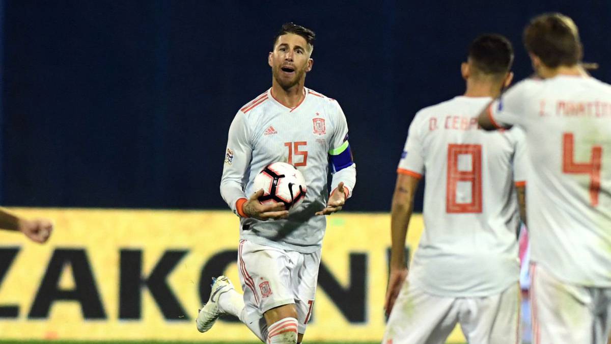 Ramos animando.