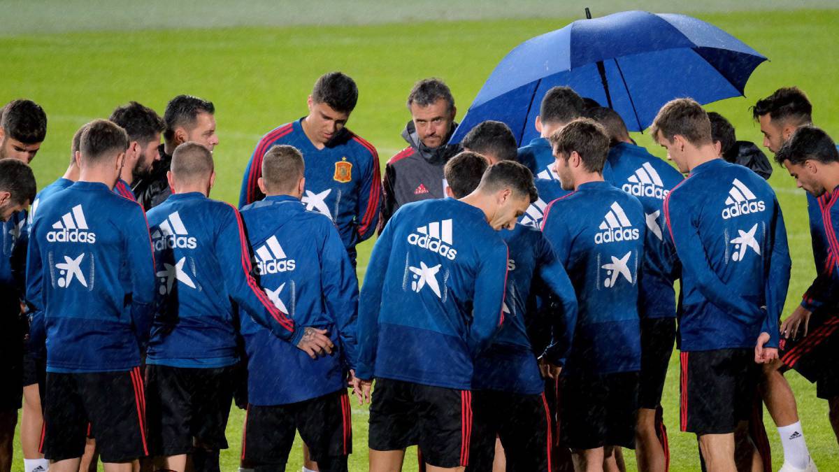 El bajón de la Liga de Naciones le pone deberes a Luis Enrique