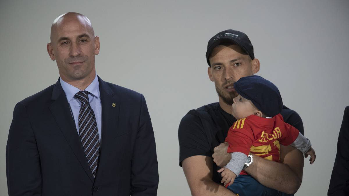 Rubiales: "Luis Enrique tiene el máximo respaldo en todo"