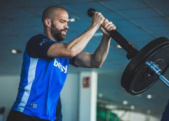El Alavés vuelve a entrenar con las ausencias de los internacionales y lesionados