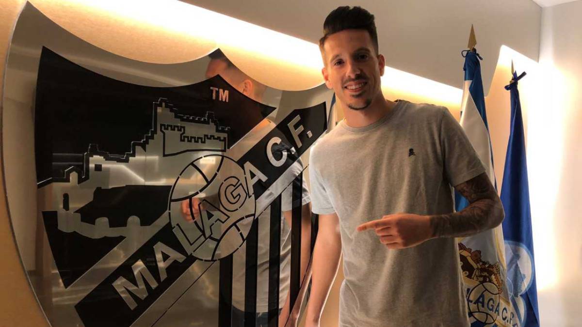El Málaga renueva a Iván Rodríguez hasta 2022