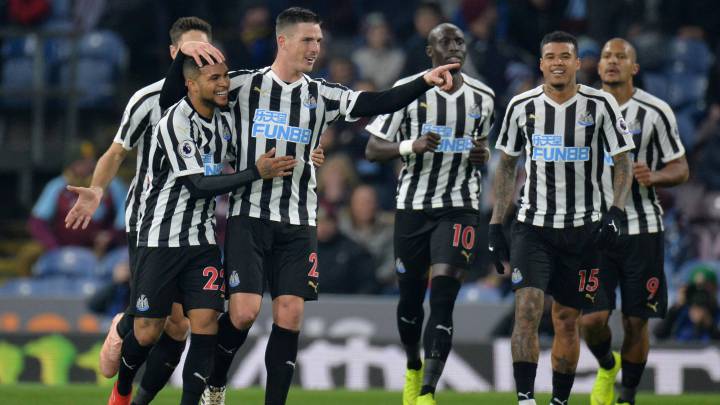 Los jugadores del Newcastle celebran un gol
