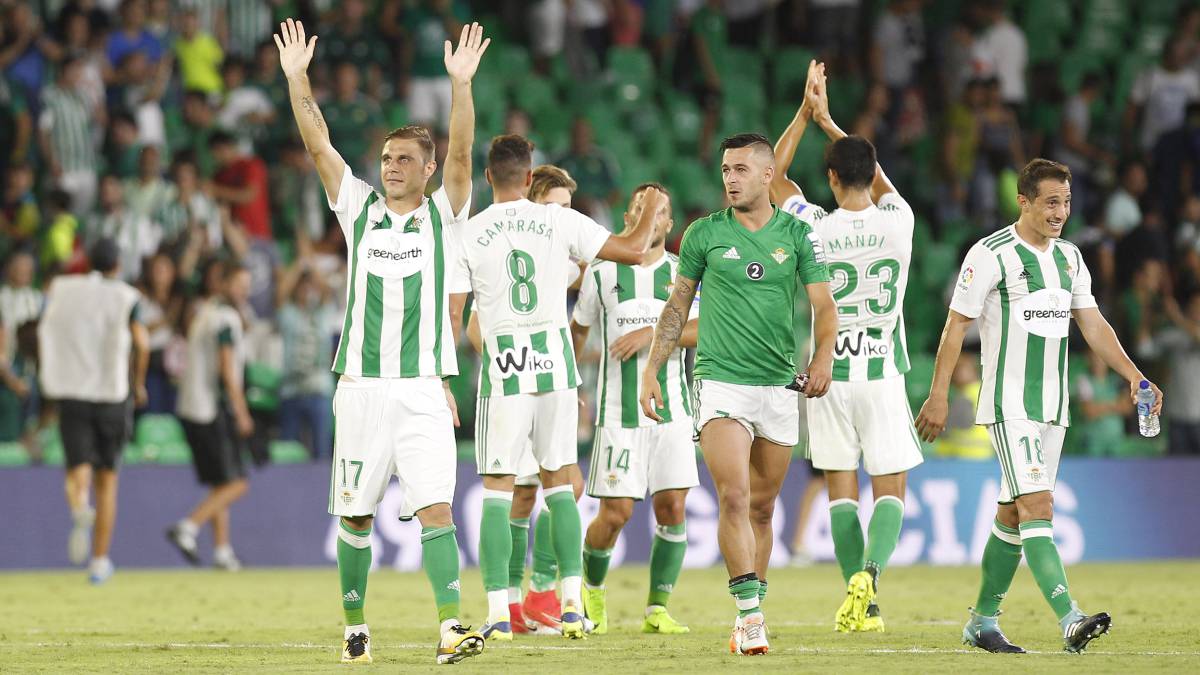 El Betis hace cuentas para pasar a dieciseisavos de Europa League: empatar ante Olympiacos y Dudelange le basta; perder ante los griegos sería casi letal.