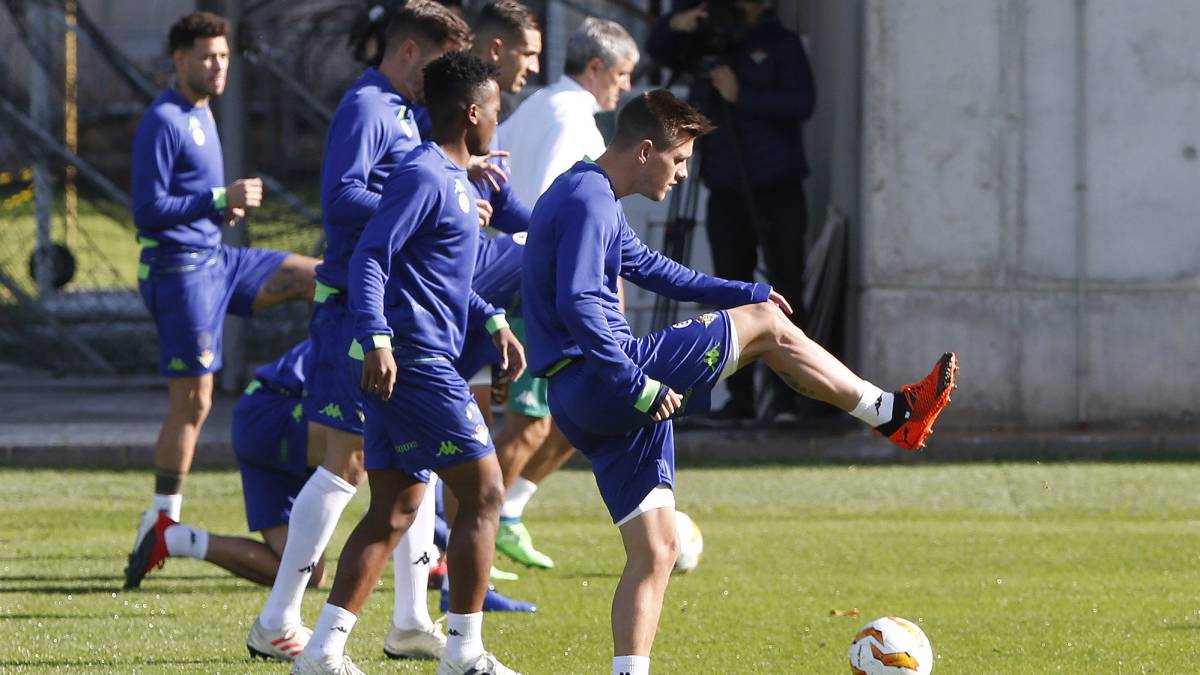 El centrocampista argentino del Betis Giovani Lo Celso habló del parecido de sus goles con los de Di María y del River-Boca: "Deberíamos dar otra imagen".