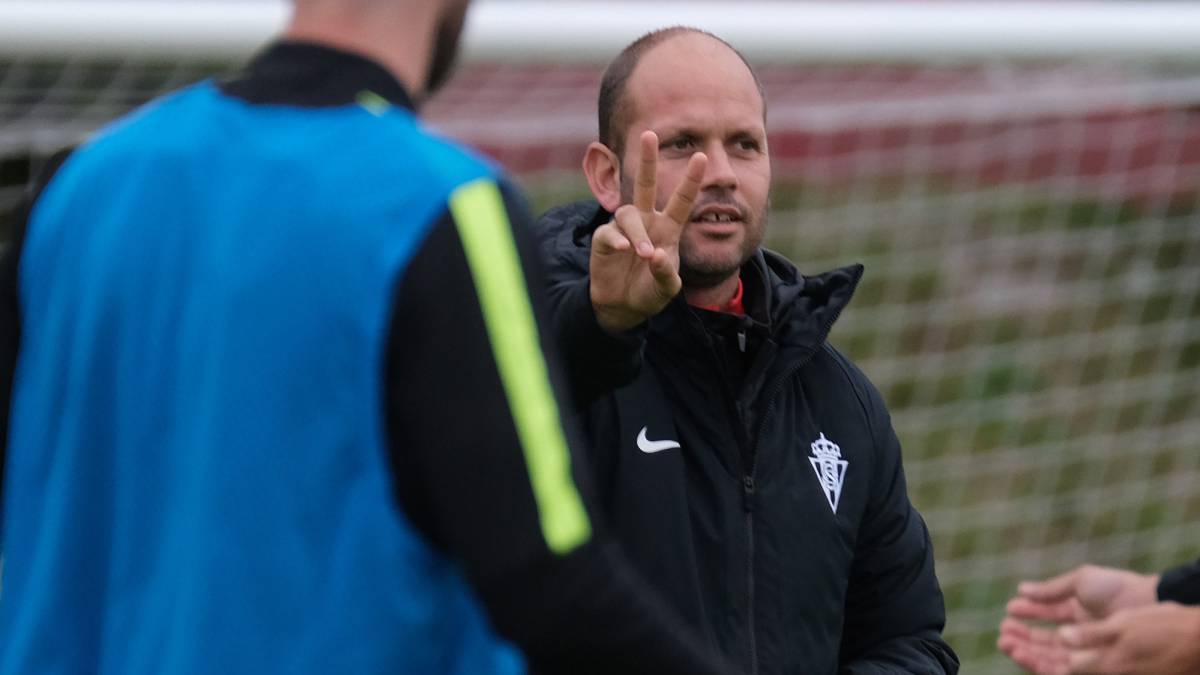 José Alberto, entrenador del Sporting