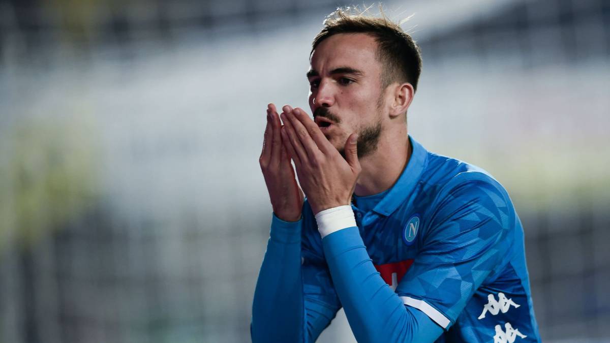 Fabian Ruiz celebra un gol con el Nápoles