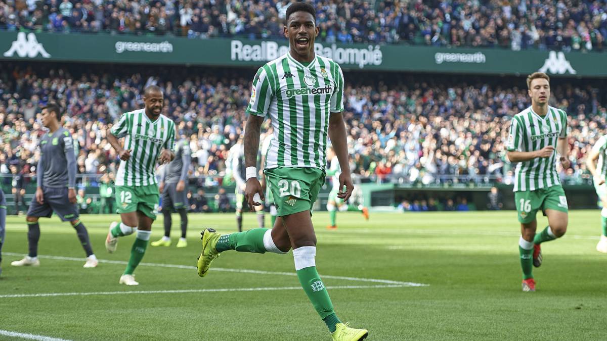 El carrilero del Betis Júnior Firpo ha marcado cinco goles en este 2018, lo que le hacen el defensa más ofensivo de LaLiga sin incluir penaltis.