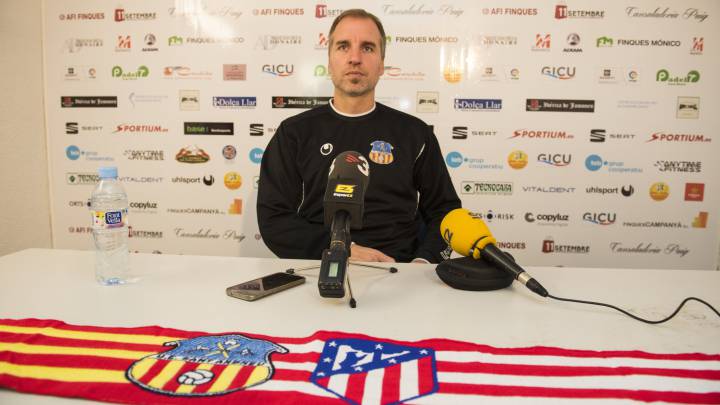 Rueda de prensa de Mikel Azparren entrenador de la UE Sant Andreu