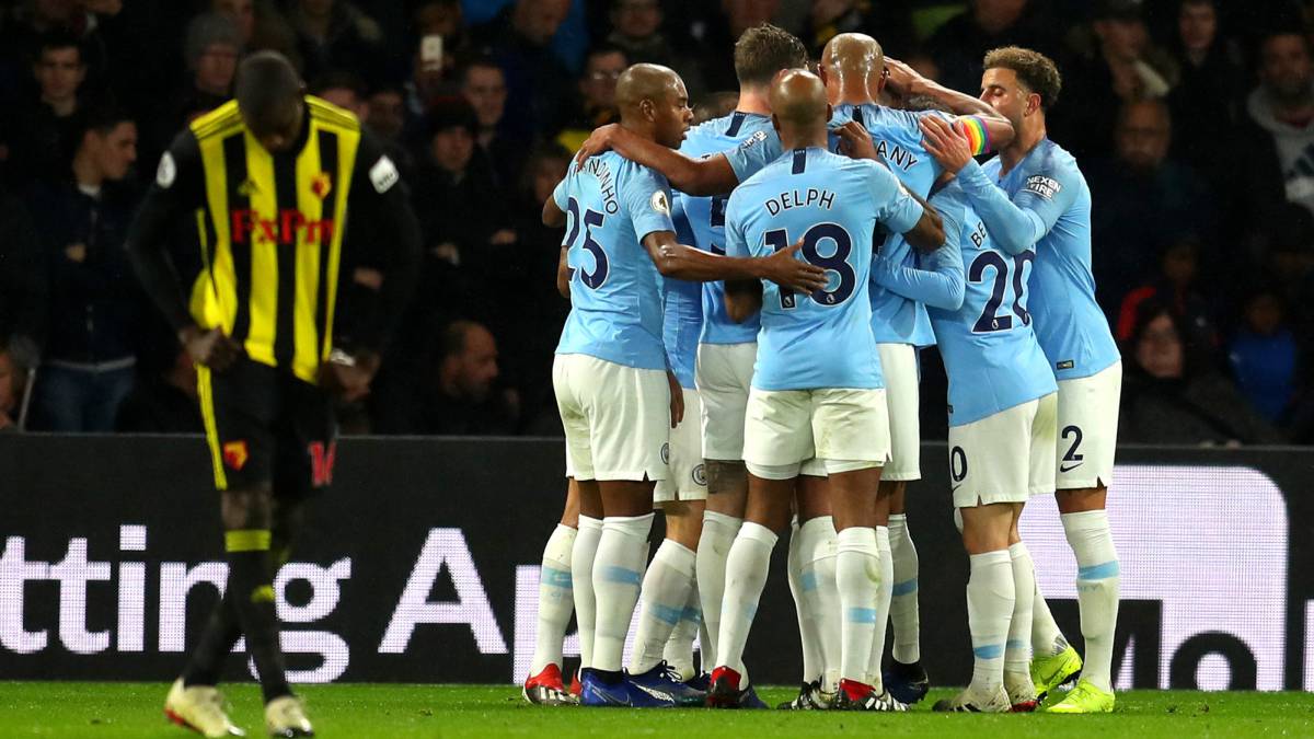 El City, con un ojo en la posible sanción europea, no da tregua