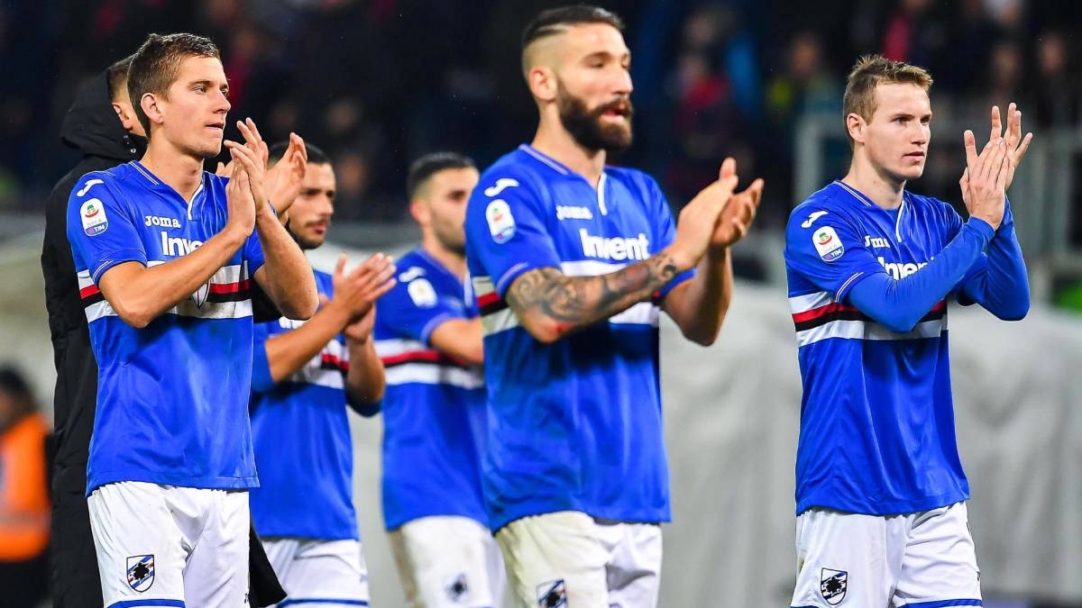 Los jugadores de la Sampdoria celebran el pase a los octavos de final de la Copa de Italia.