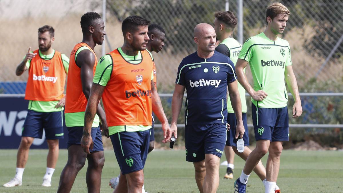 Paco López anuncia rotaciones y no se fía del Lugo