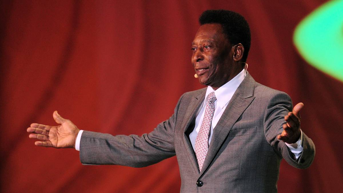 Pelé durante un acto.