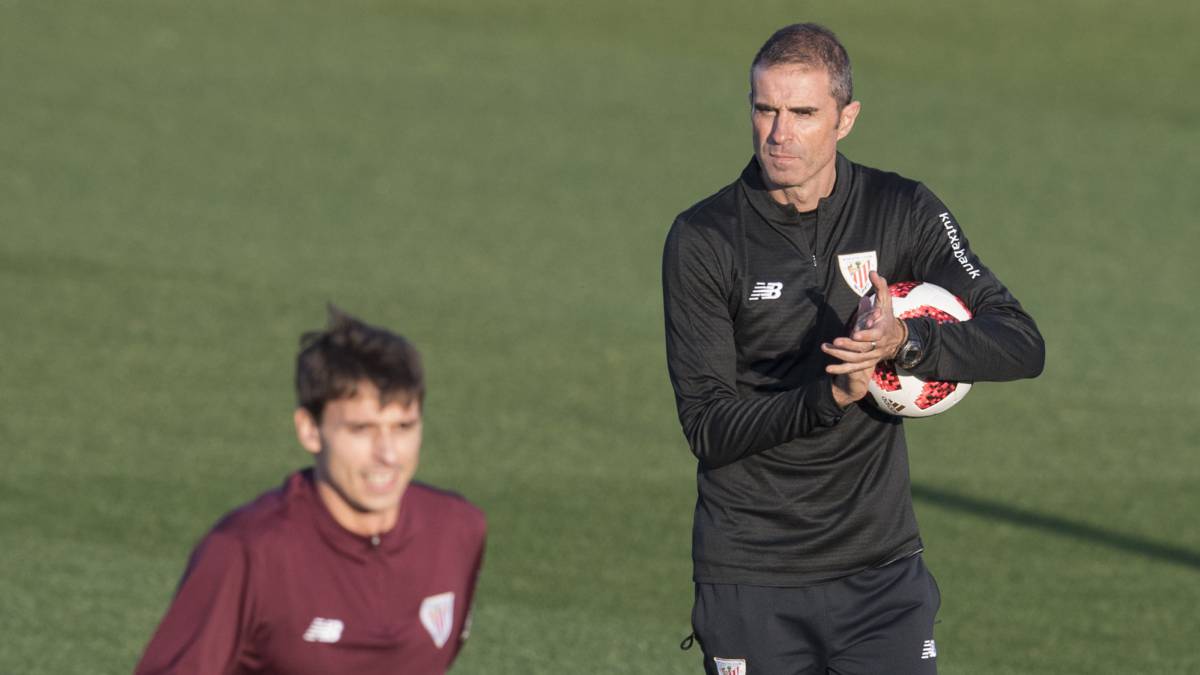 Garitano: "Tenemos que jugar al fútbol sin agobios"