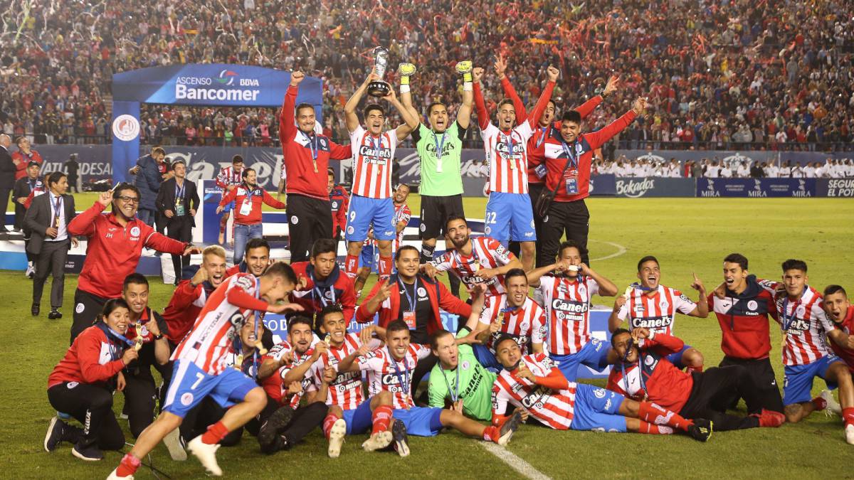 El Atlético de San Luis celebra su título tras su triunfo ante Dorados.