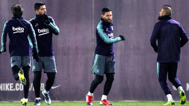 Luis Suárez recibe el alta y podrá jugar el derbi ante el Espanyol.