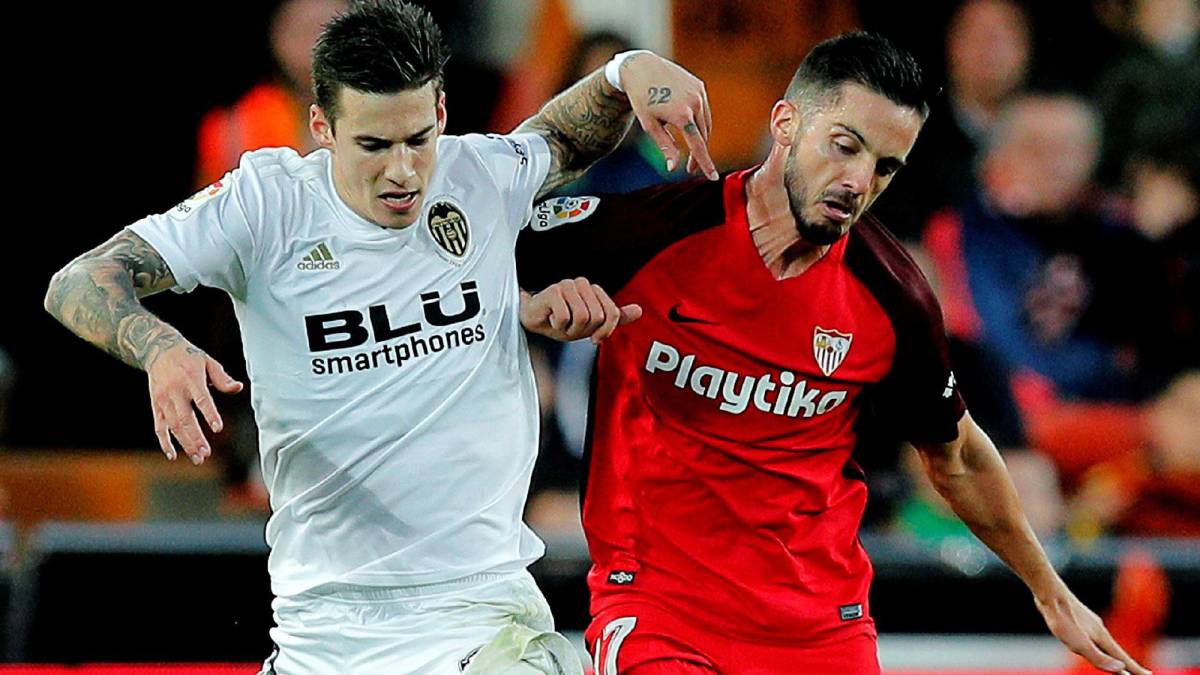 Resumen y goles del Valencia 1-1 Sevilla. Diakhaby marcó de cabeza en el añadido y evitó problemas mayores en Mestalla, que ya había sacado los pañuelos.