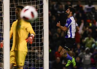 Carlos Martínez desbloquea al Hércules y le mete segundo