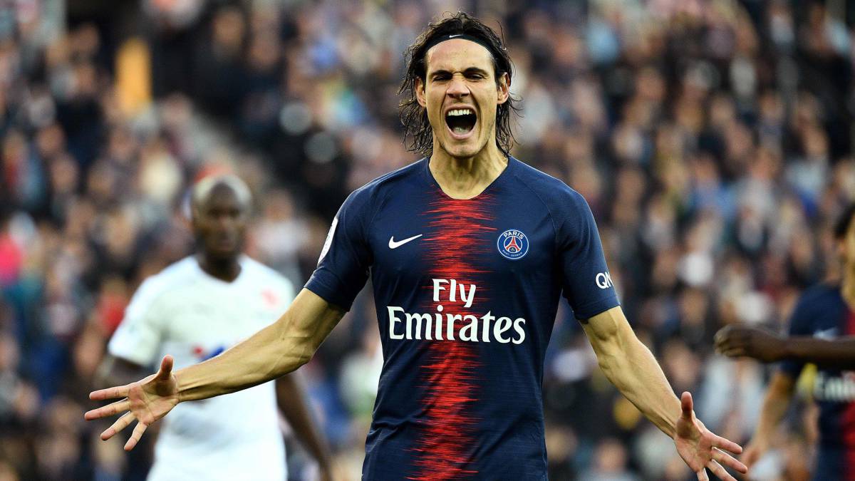 Cavani lined up for Atlético as Chelsea and Napoli watch on