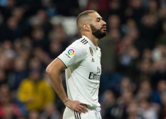 El PSG quiere a Benzema como posible recambio de Cavani