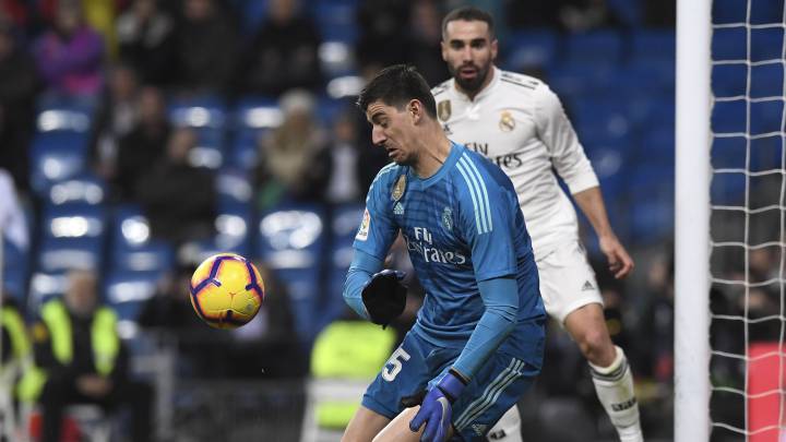 Courtois se hace el héroe