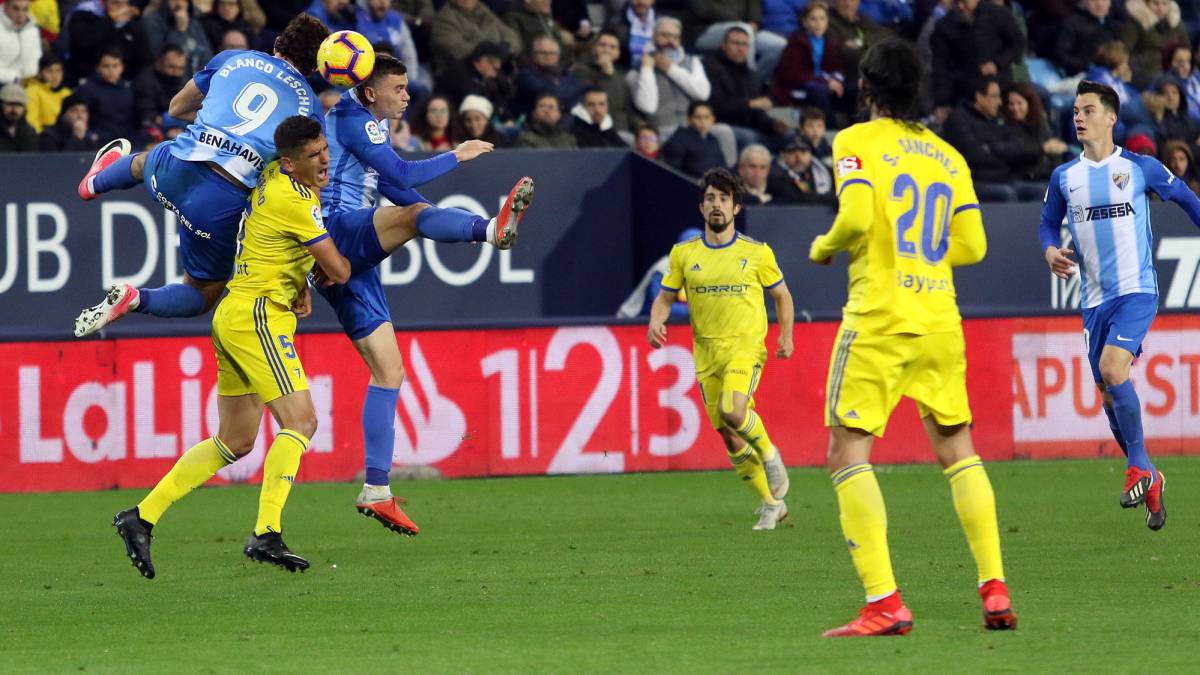 1x1 del Cádiz: Trabajo defensivo sin premio y penalti escamoteado
