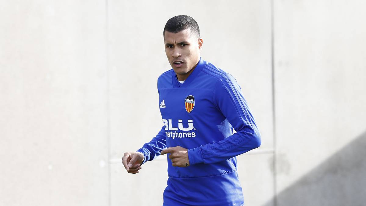 Jeison Murillo es el central que quiere el Barcelona en enero