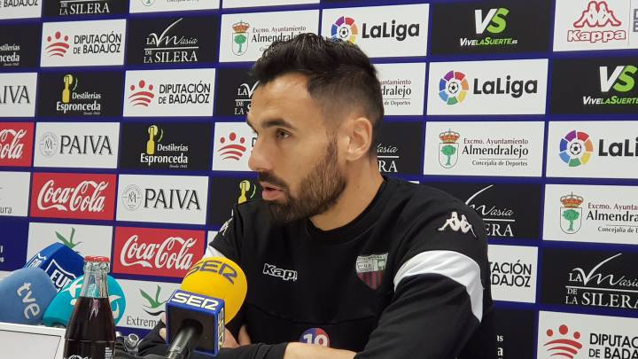 "Mi cabeza sigue aquí y si tiene que pasar algo, pasará"