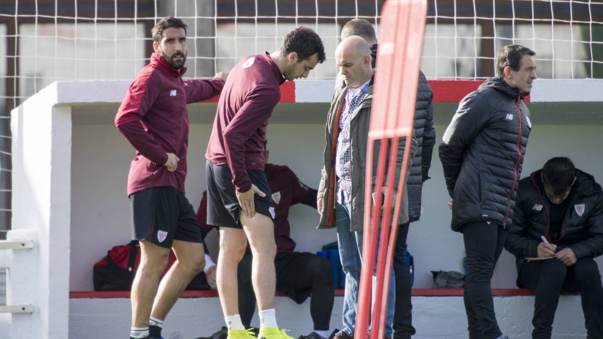 Lekue deberá pasar por el quirófano por una "discopatía de la columna lumbar"