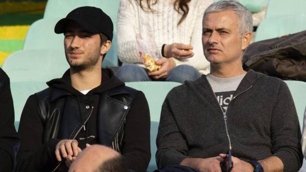 Mourinho no desconecta ni en su primer fin de semana libre