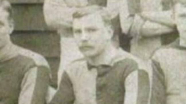 Ghersom Cox, primer autogoleador de la historia.