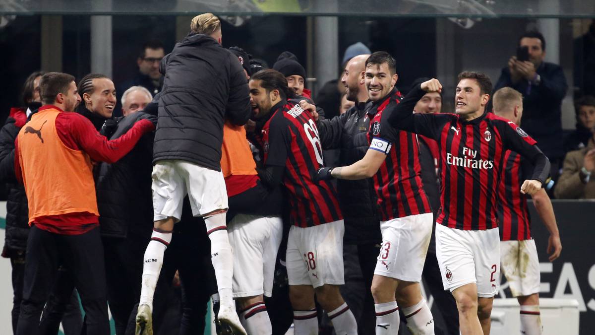 El Milán remonta en San Siro y es quinto en la Serie A