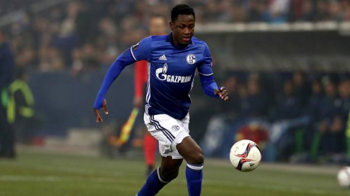 Baba Rahman, cedido por el Chelsea, puede salir del Schalke.