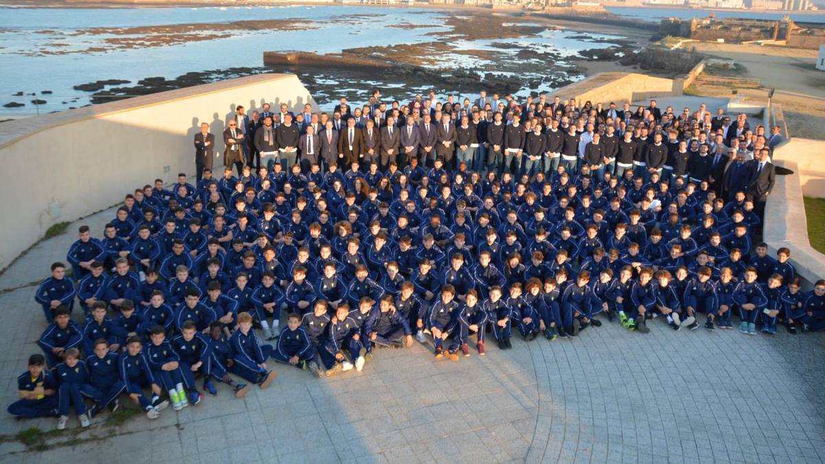 Almuerzo del Cádiz al completo para brindar por el 2019