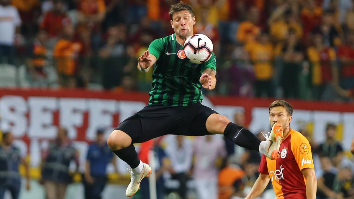 Seleznyov llega el sábado para cerrar su cesión por el Málaga