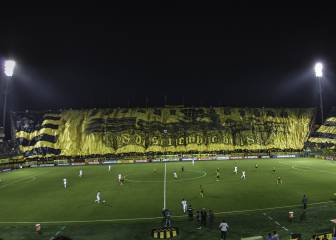 La CONMEBOL prohíbe las banderas gigantes