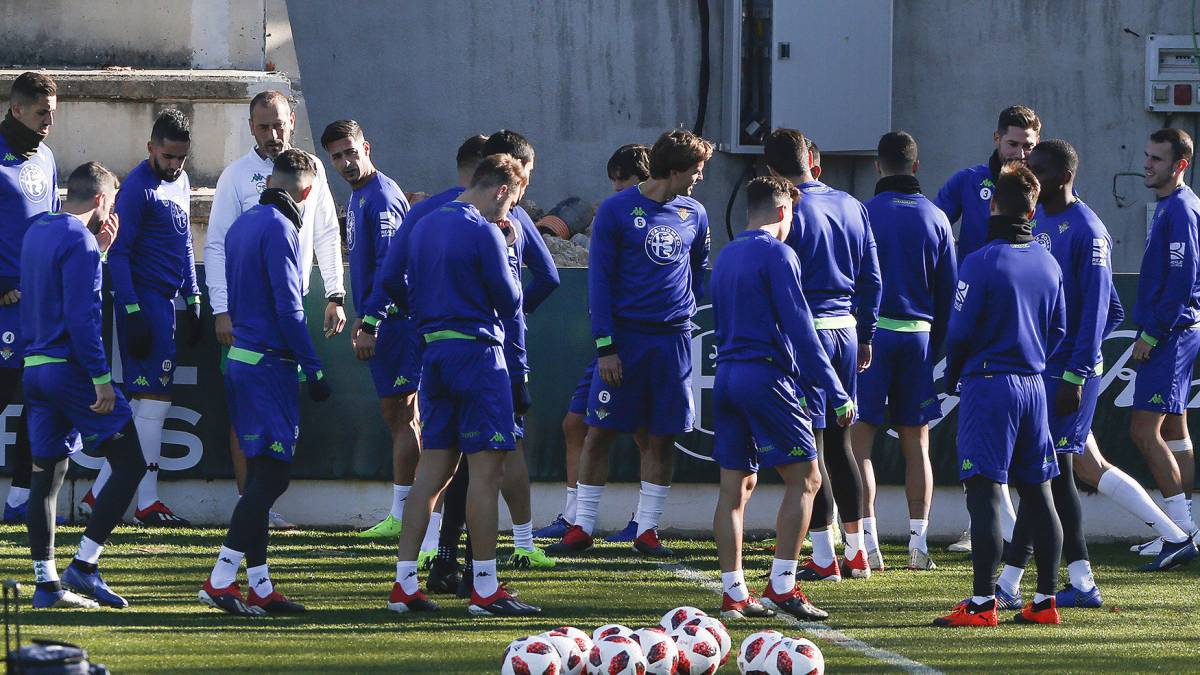 Cómo y dónde seguir en directo por televisión y online el Betis vs Real Sociedad, partido de la ida de octavos de final que se jugará en el Benito Villamarín.