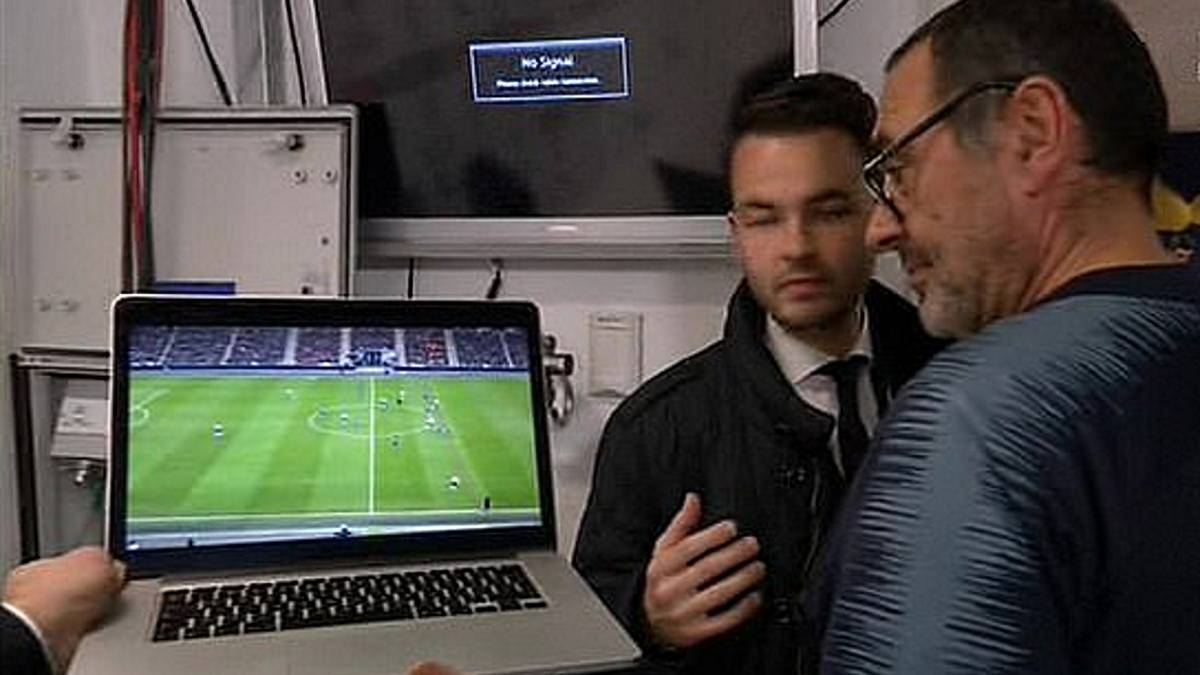 Dudas en Inglaterra con el VAR: Sarri y Pochettino, en contra