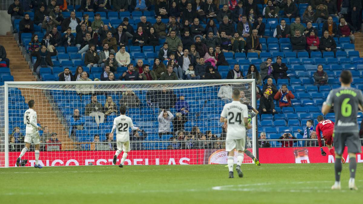 Tras el 0-2 de Pardo para la Real Sociedad en el 83’, el Bernabéu se vació